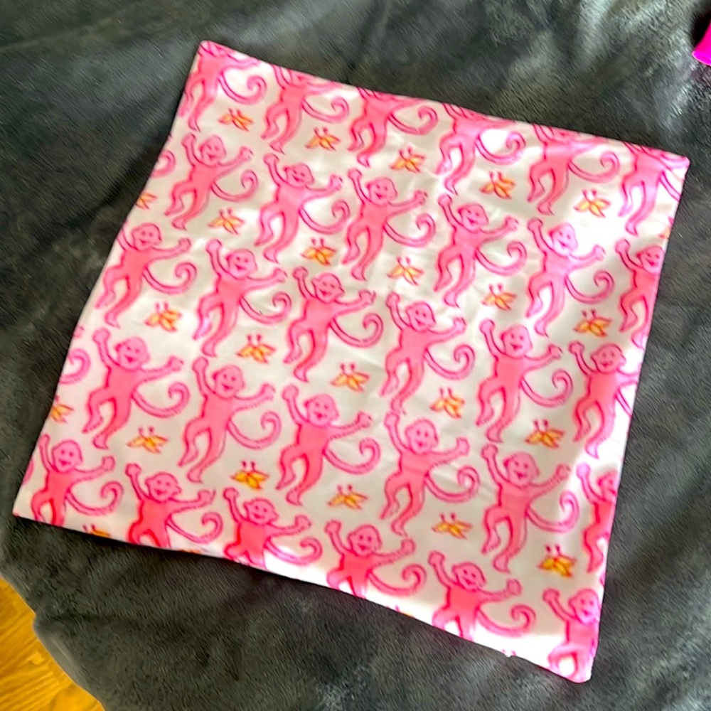 Pillow cover 🐒 boutique score